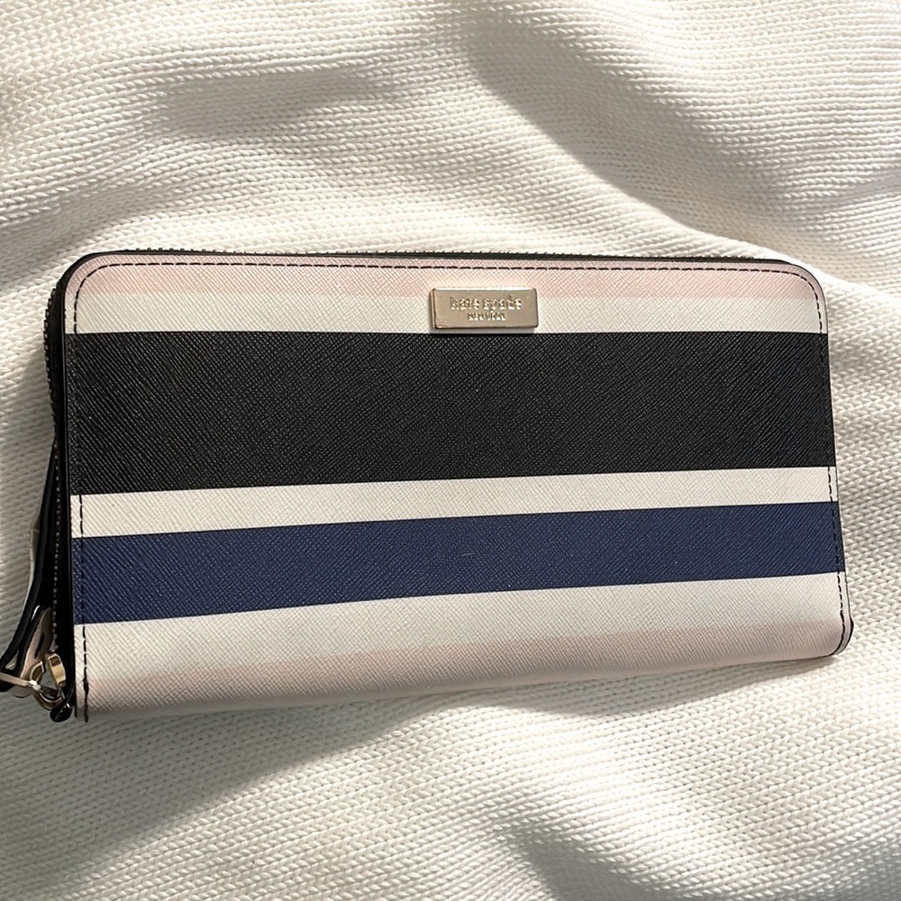 Kate Spade Shore Street Lacey Cruise Stripe Wallet